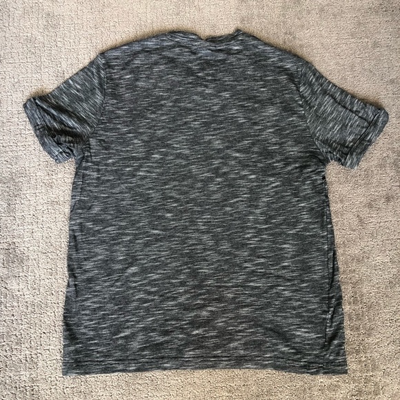 PERRY ELLIS V-Neck Gray T-Shirt Medium - Picture 2 of 6